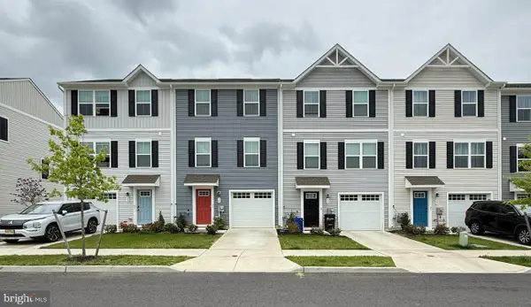 28 Magnolia Way, CLEMENTON, NJ 08021