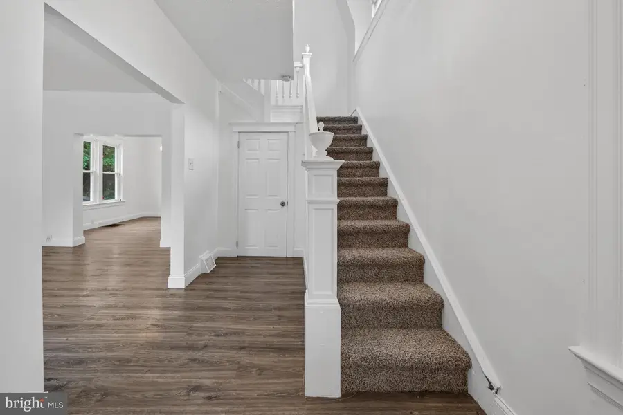 302 Sloan Ave, Oaklyn, NJ 08107 - #2