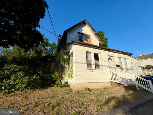 215 Berlin Rd, CLEMENTON, NJ 08021