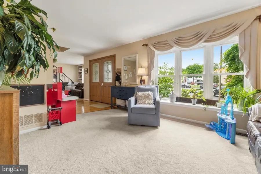 2 Farnham Ct, Clementon, NJ 08021 - #3