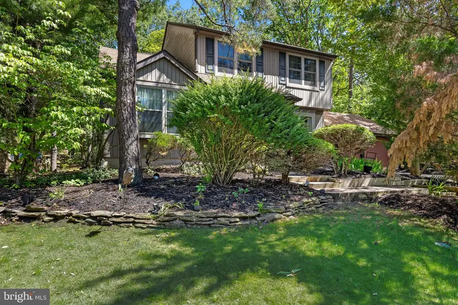 8 Chatham Dr, Voorhees, NJ 08043 - #2