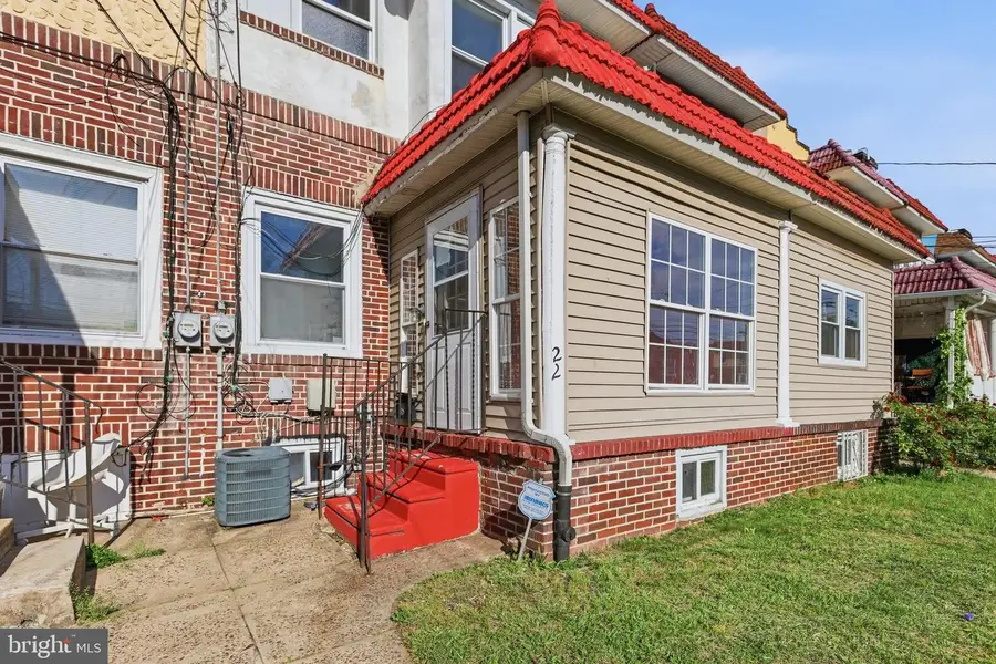 22 Terrace Ave, Camden, NJ 08105 - #3