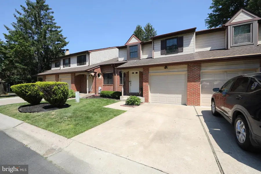 15 Greensward Ln, Cherry Hill, NJ 08002 - #2