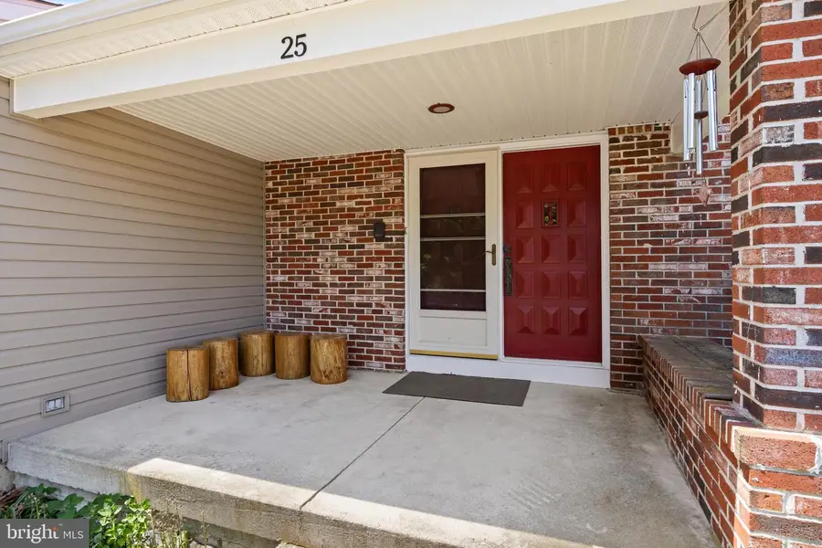 25 Woodbury Dr, Cherry Hill, NJ 08003 - #3