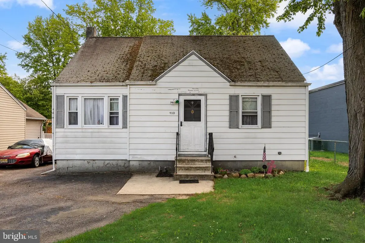 913 Northwood Ave, Cherry Hill, NJ 08002 - #1