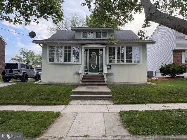 1749 W River Dr, Pennsauken, NJ 08110 - #1