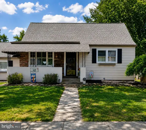 12 Digby Dr, BLACKWOOD, NJ 08012