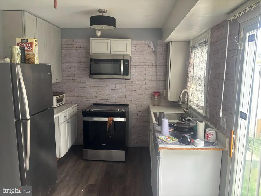 5 Locust Ct, Sicklerville, NJ 08081 - #3