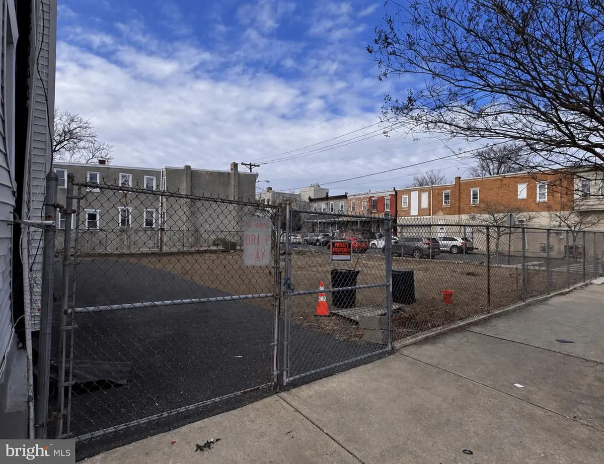 635 N 8th St, Camden, NJ 08102 - #1
