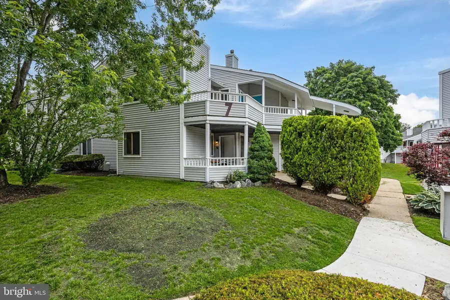 702 Abbey Ct, Sicklerville, NJ 08081 - #2