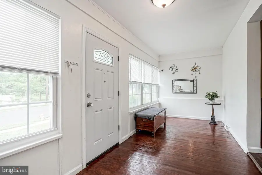 24 Pocahontas Rd, Somerdale, NJ 08083 - #2