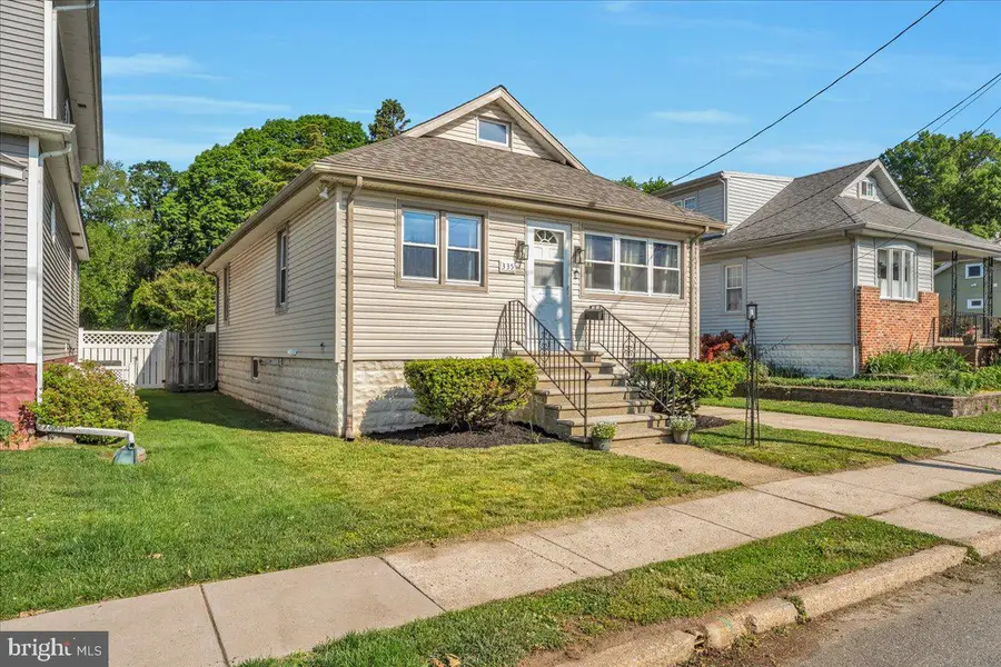 335 Walnut Ave, Gloucester City, NJ 08030 - #3