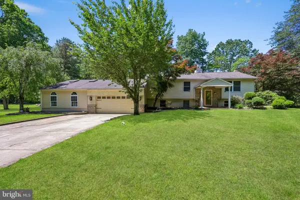 27 Fripps Rd, SICKLERVILLE, NJ 08081