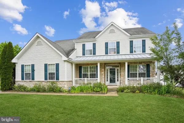 14 Cambridge Ln, BERLIN, NJ 08009