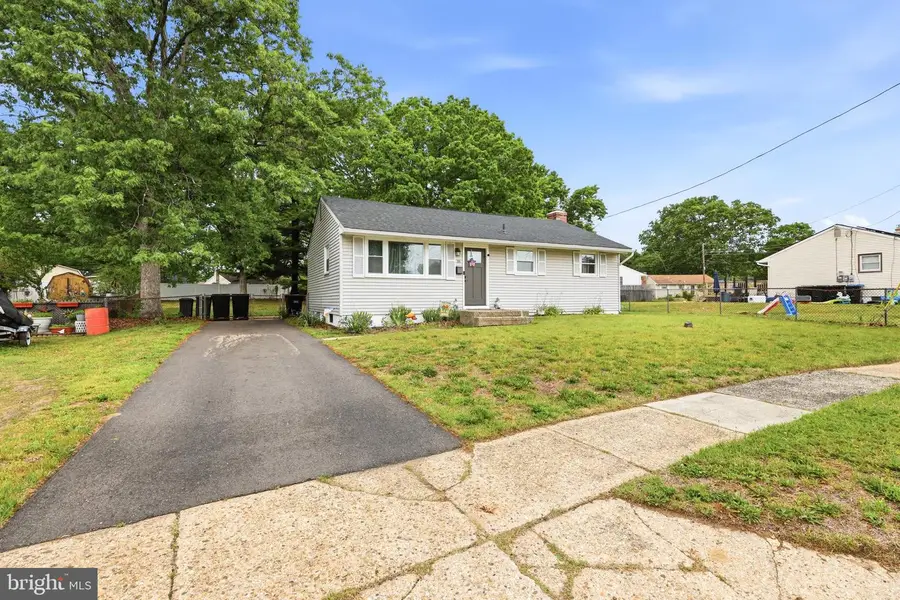 16 Valley Dr, Pine Hill, NJ 08021 - #3
