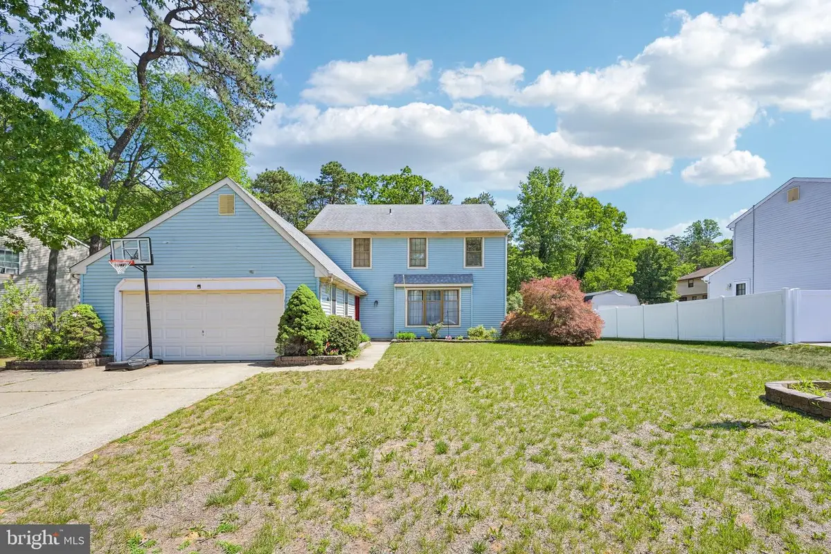 18 Pine Glen Dr, Sicklerville, NJ 08081 - #1