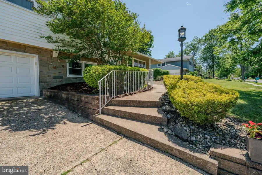 420 Jamaica Dr, Cherry Hill, NJ 08002 - #3