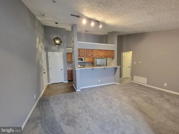 10 Kenwood Dr, SICKLERVILLE, NJ 08081