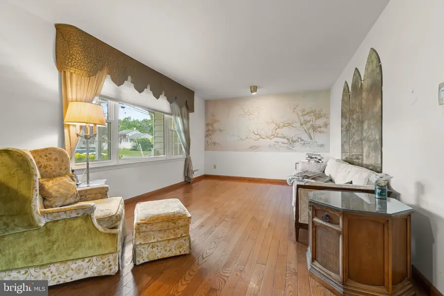 118 Chaucer Pl, Cherry Hill, NJ 08003 - #3