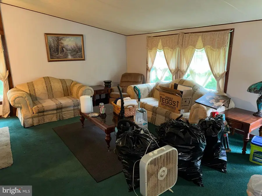 704 Laurel Rd, Lindenwold, NJ 08021 - #3