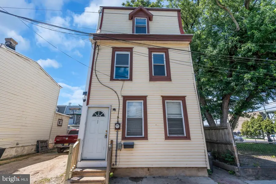 235 N Willow Ave, Gloucester City, NJ 08030 - #2
