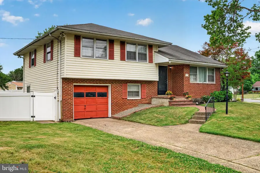 528 Lee Ann Rd, Cherry Hill, NJ 08034 - #2