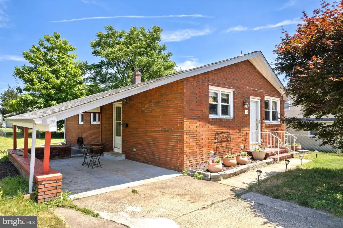 121 Dobbs Ave, Bellmawr, NJ 08031 - #1