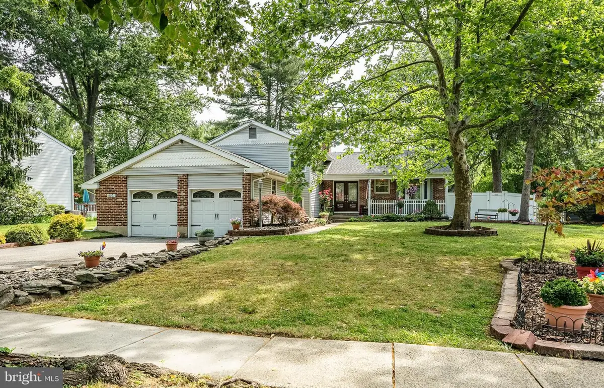1201 Crane Dr, Cherry Hill, NJ 08003 - #1
