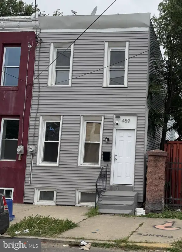 459 Mechanic St, CAMDEN, NJ 08104