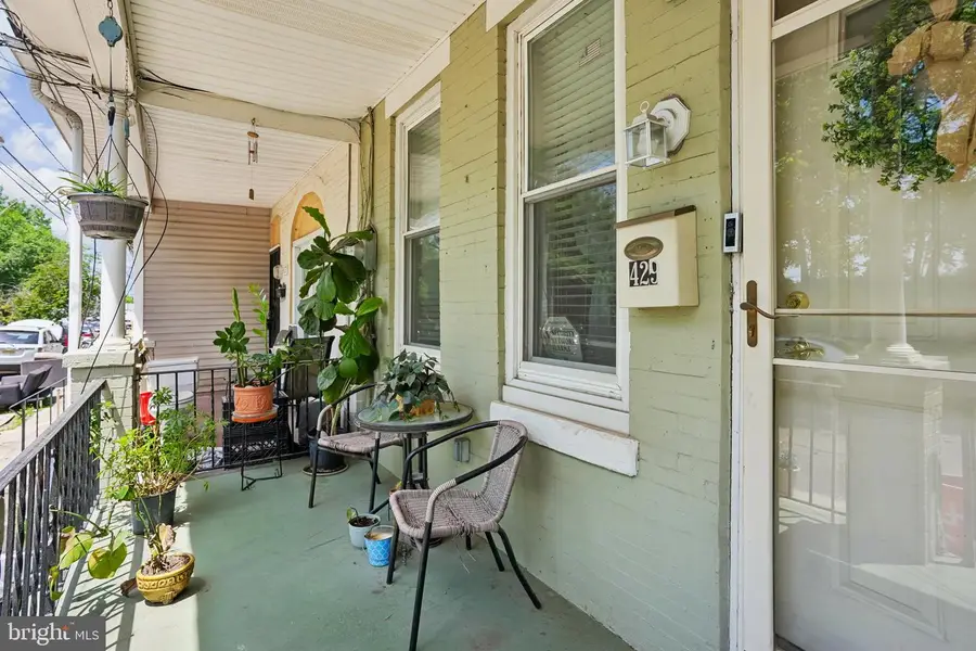 429 Winslow St, Camden, NJ 08104 - #3
