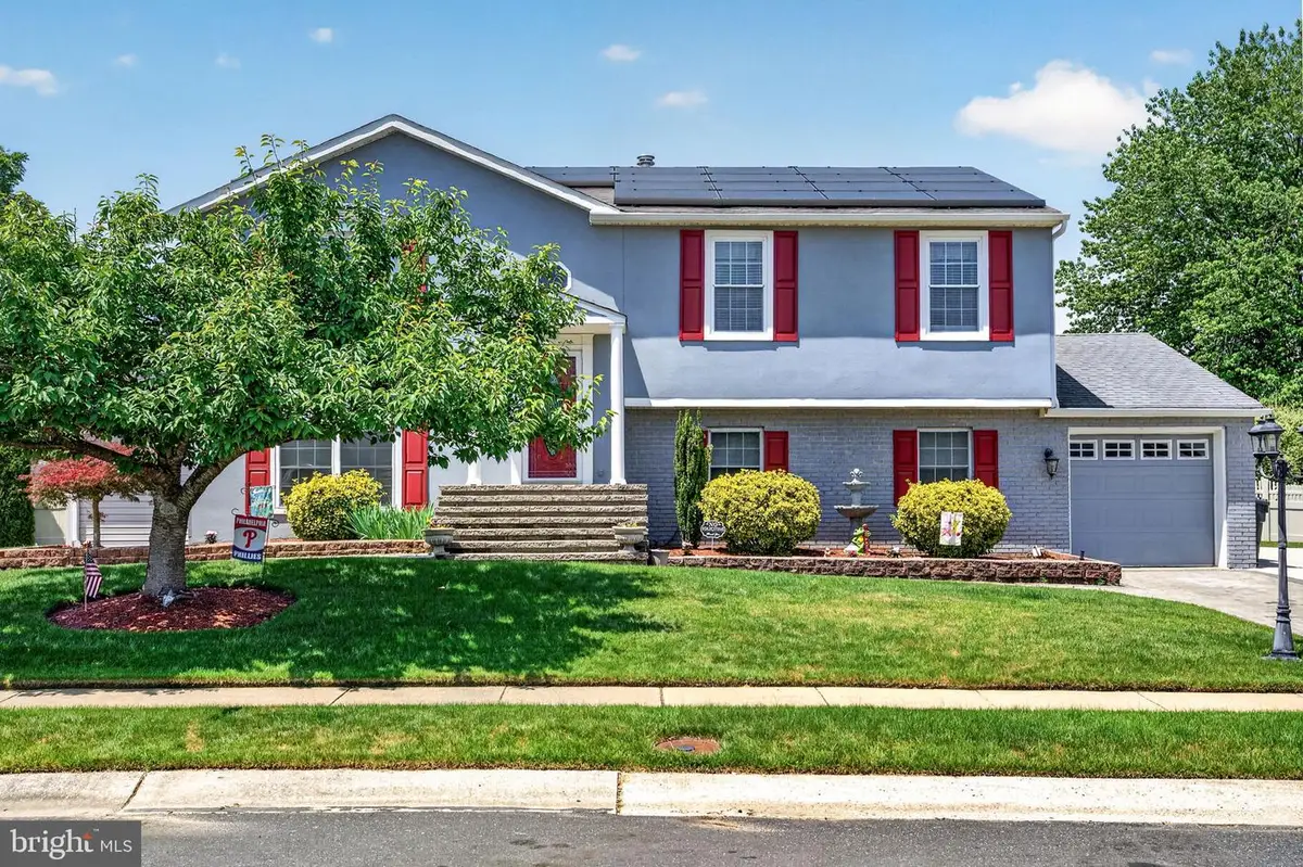29 Brookstone Dr, Voorhees, NJ 08043 - #1