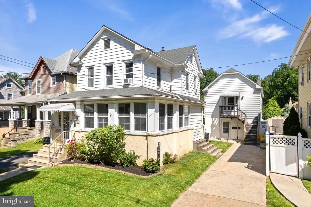 203 Albany Ave, Barrington, NJ 08007 - #1