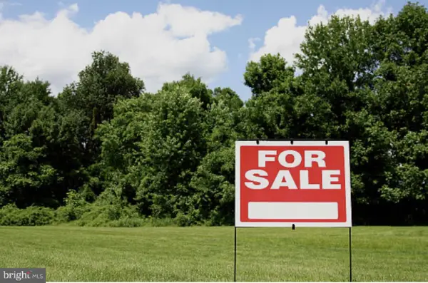123 E Clearview Ave, PINE HILL, NJ 08021