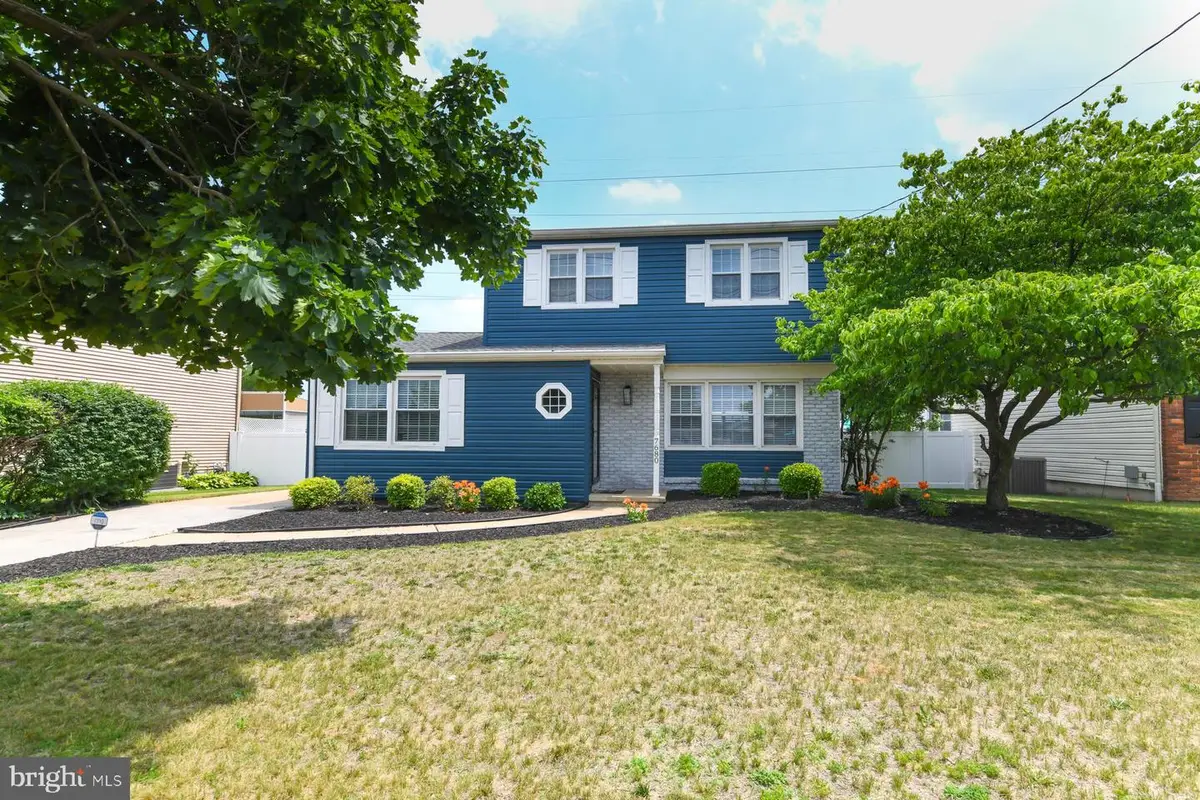7680 Wyndam Rd, Pennsauken, NJ 08109 - #1