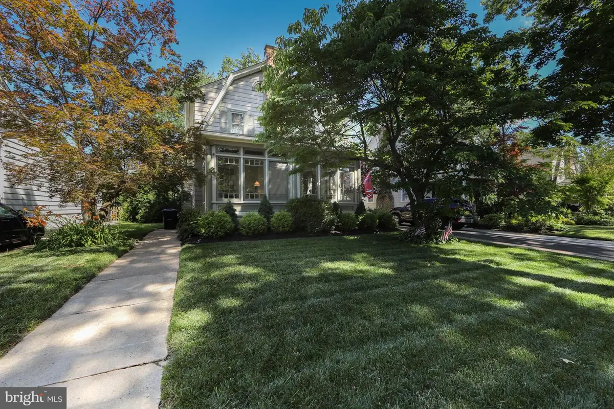 237 Rhoads Ave, Haddonfield, NJ 08033 - #1