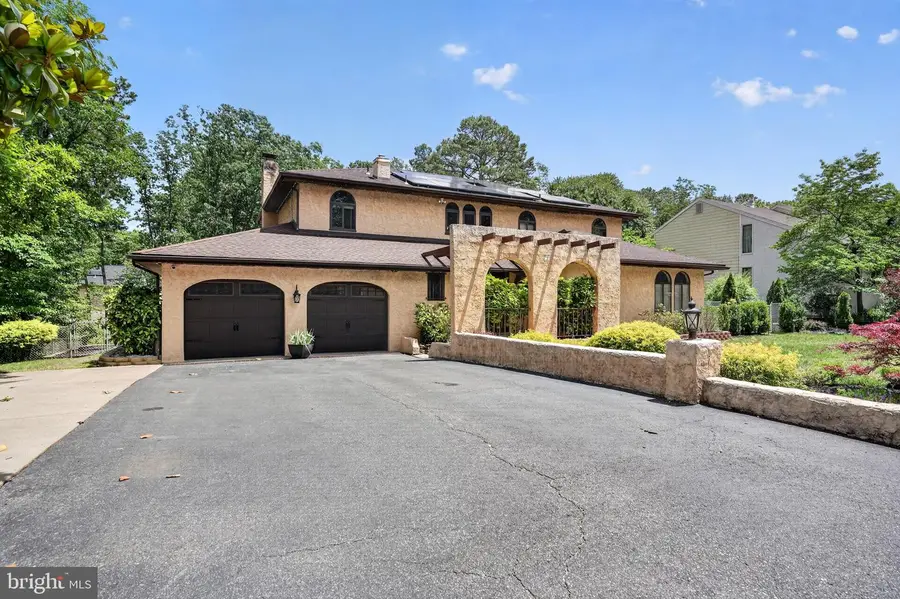 9 Foxcroft Ct, Voorhees, NJ 08043 - #2