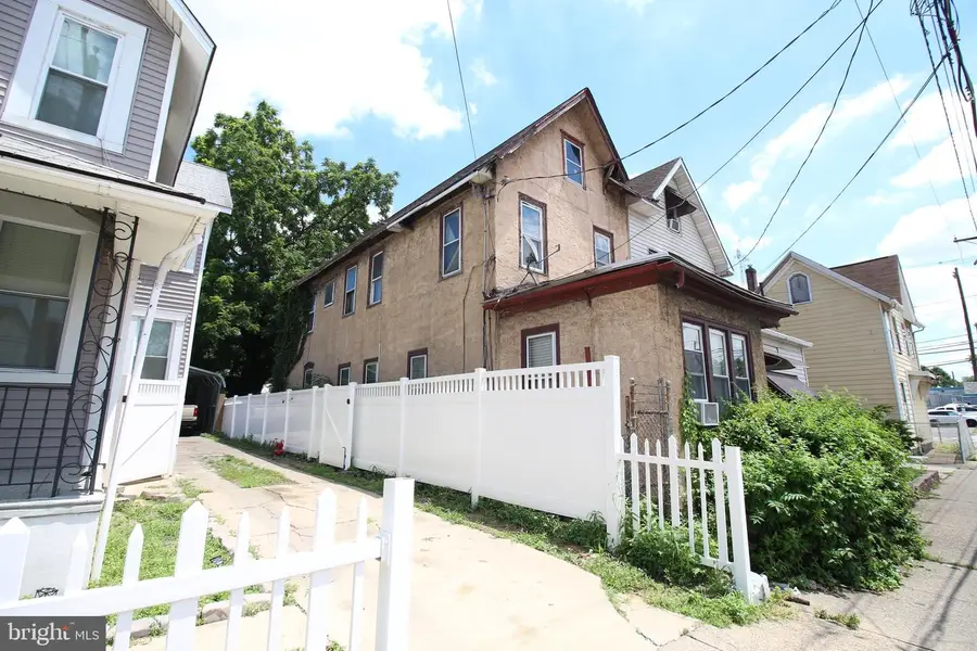 708 N 27th St, Camden, NJ 08105 - #2