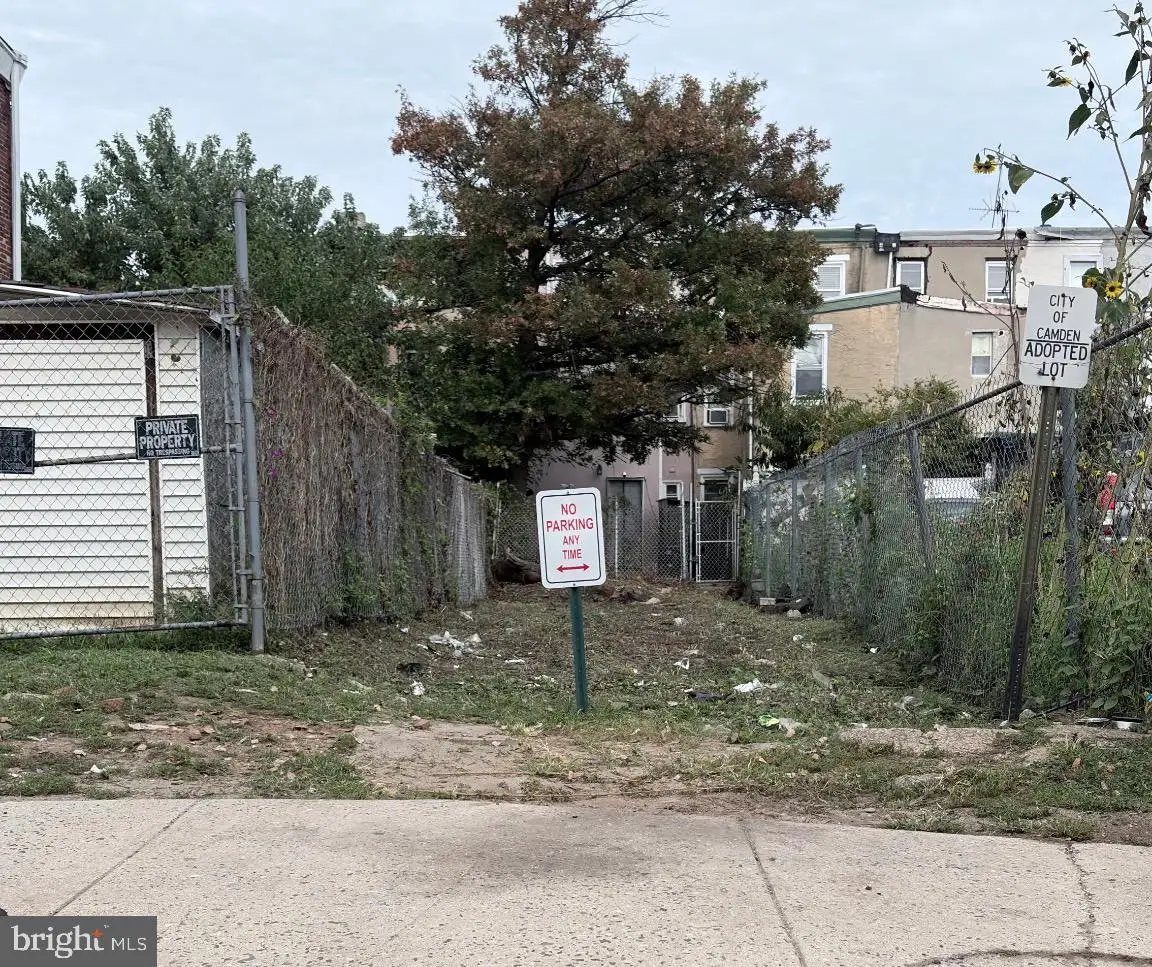 547 Grant St, Camden, NJ 08102 - #1