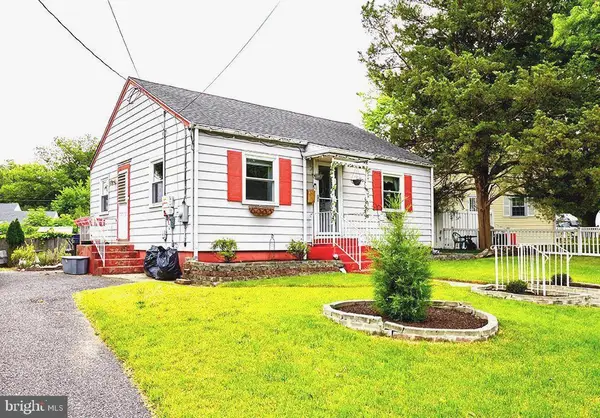 405 N Warwick Road, LAWNSIDE, NJ 08045