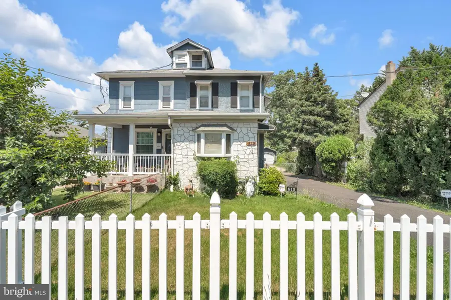 812 Engard Ave, Pennsauken, NJ 08110 - #2