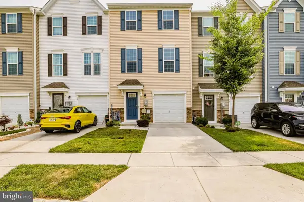 36 Continental Blvd, SICKLERVILLE, NJ 08081