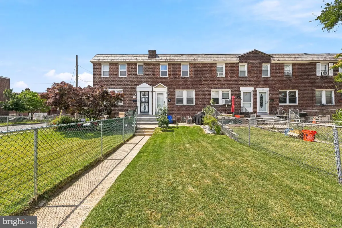 431 Raritan St, Camden, NJ 08105 - #1