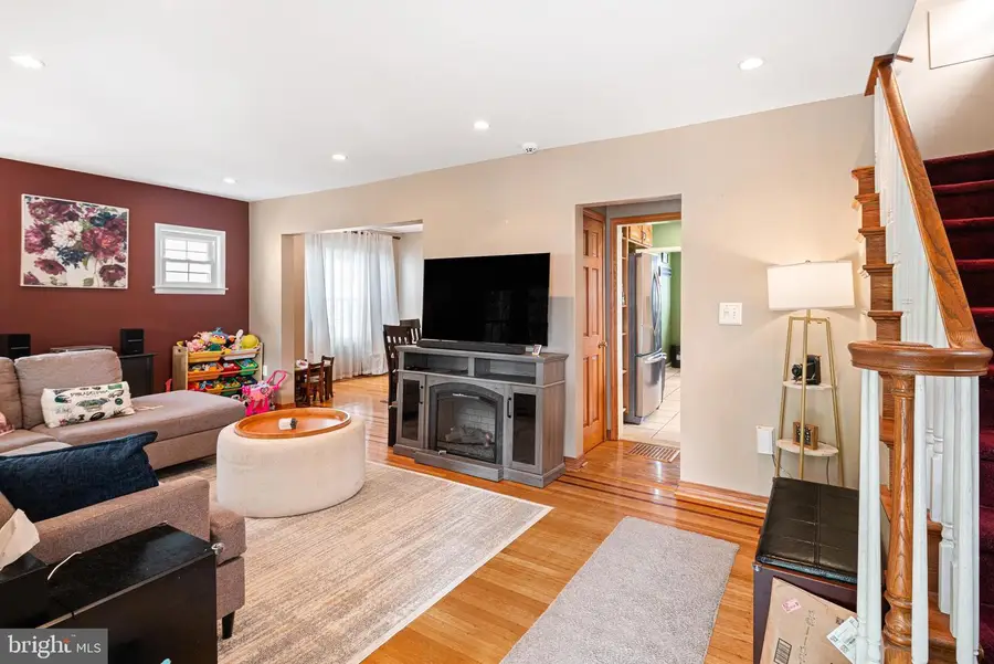 105 E Narberth Ter, Collingswood, NJ 08108 - #3