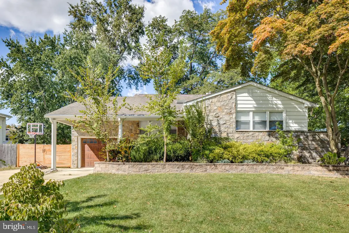 421 Fireside Ln, Cherry Hill, NJ 08003 - #1
