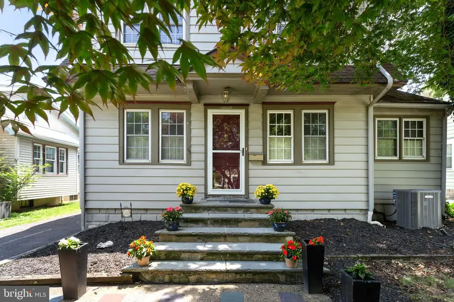 256 Rhoads Ave, Haddonfield, NJ 08033 - #2