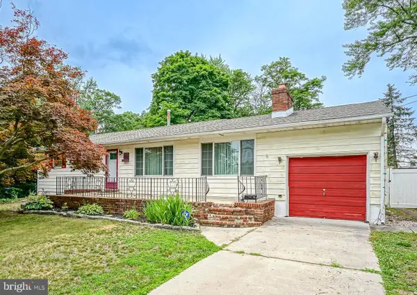 1098 Grandview Dr, PINE HILL, NJ 08021