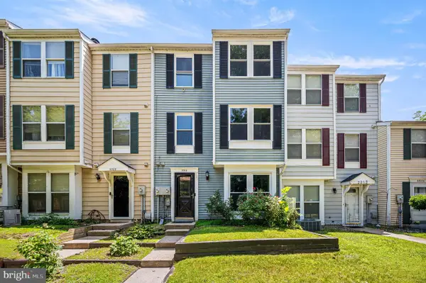 2310 Greenwood Dr, LINDENWOLD, NJ 08021