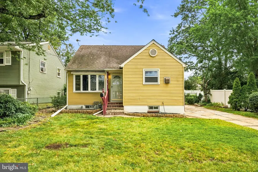 68 Evergreen Ave, Bellmawr, NJ 08031 - #2