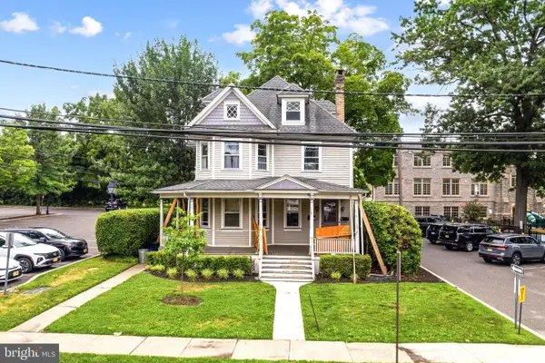 20 Chestnut, HADDONFIELD, NJ 08033
