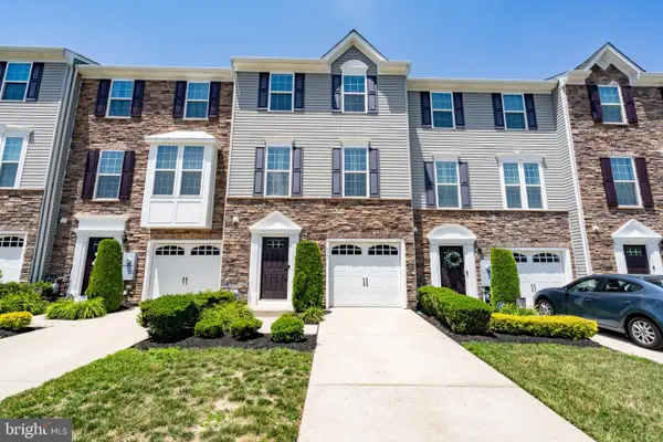 159 Village Green Ln, SICKLERVILLE, NJ 08081